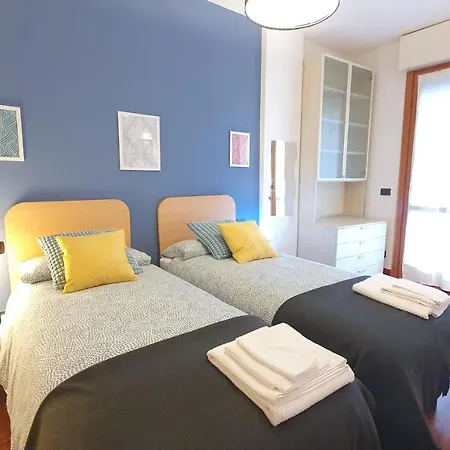 Il Passatore Con Box Auto E Balcone Vicino Stazione Apartamento Forlì