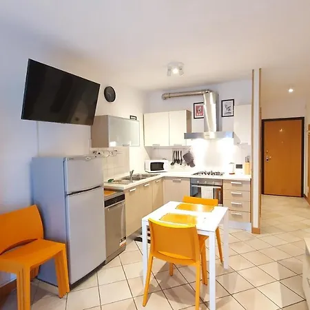 Il Passatore Con Box Auto E Balcone Vicino Stazione Apartamento *