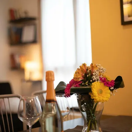 Il Passatore Con Box Auto E Balcone Vicino Stazione *