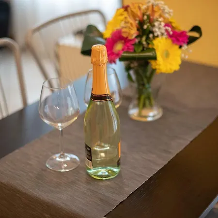 Il Passatore Con Box Auto E Balcone Vicino Stazione