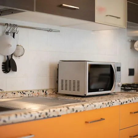 Il Passatore Con Box Auto E Balcone Vicino Stazione Forlì